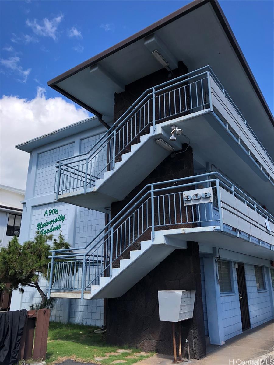 University Gardens condo # A202, Honolulu, Hawaii - photo 6 of 6