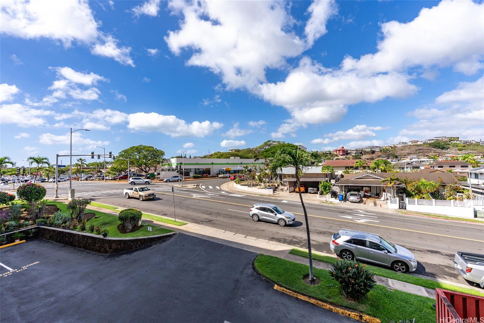 Lilikoi condo # 310, Honolulu, Hawaii - photo 16 of 25