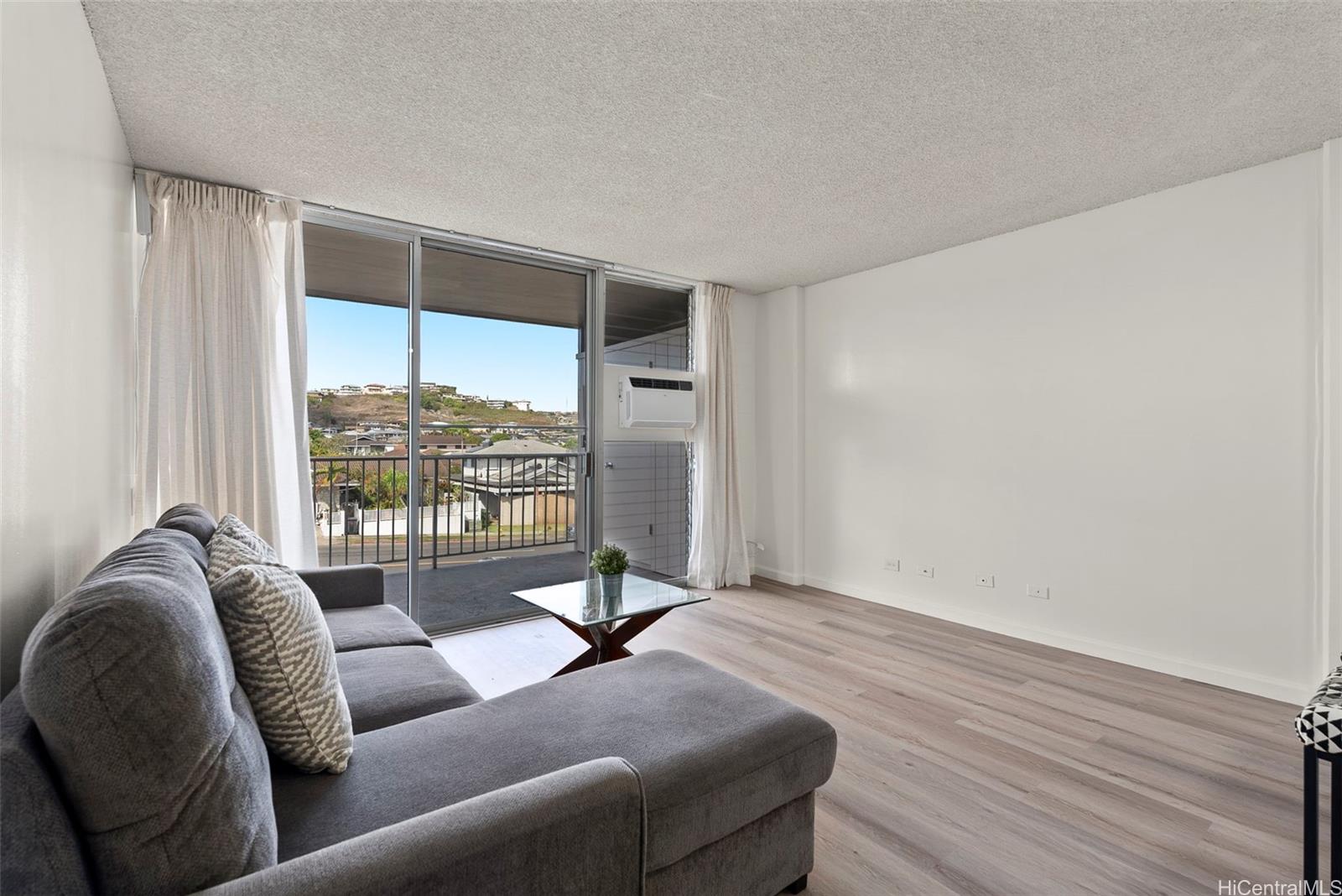 Lilikoi condo # 310, Honolulu, Hawaii - photo 3 of 25