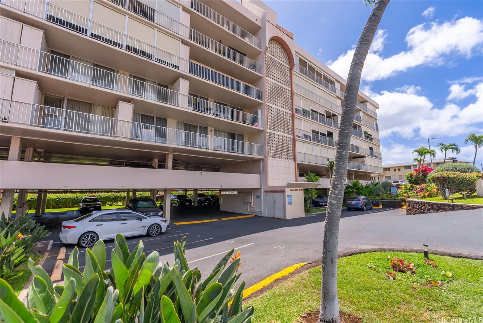 Lilikoi condo # 310, Honolulu, Hawaii - photo 21 of 25