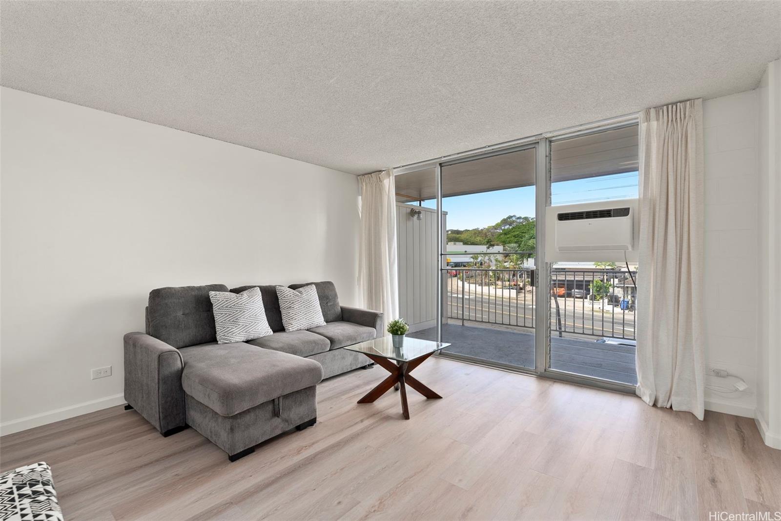 Lilikoi condo # 310, Honolulu, Hawaii - photo 4 of 25