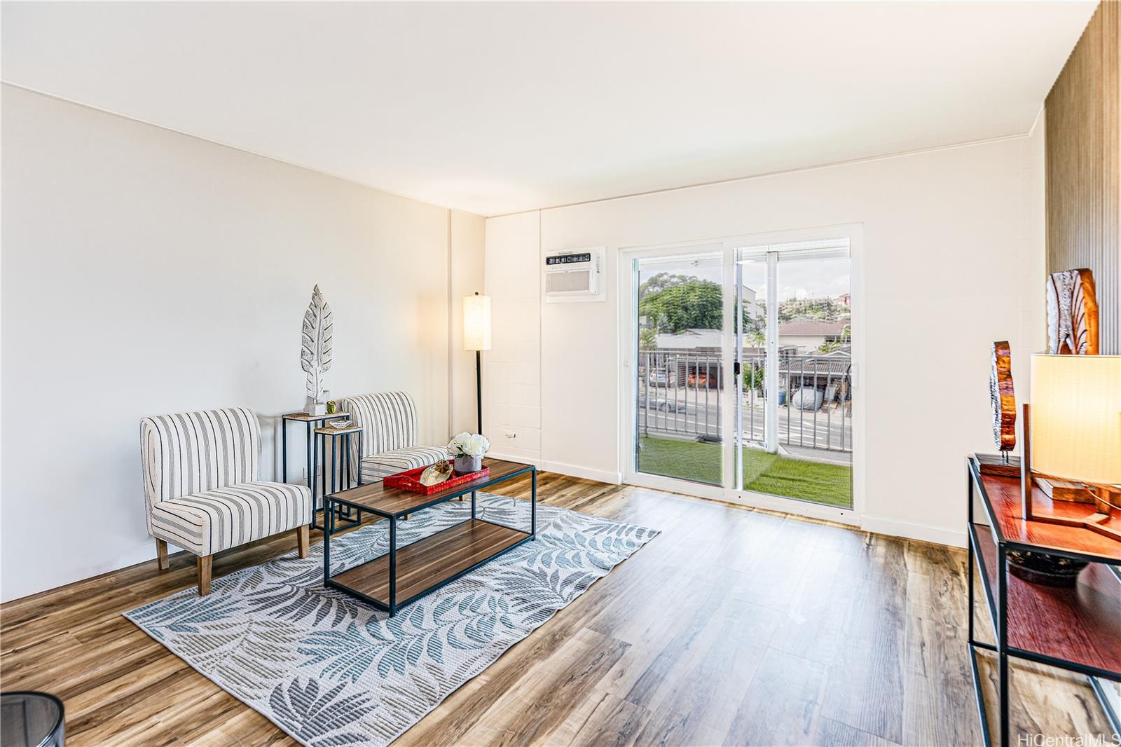 Lilikoi condo # 312, Honolulu, Hawaii - photo 2 of 19