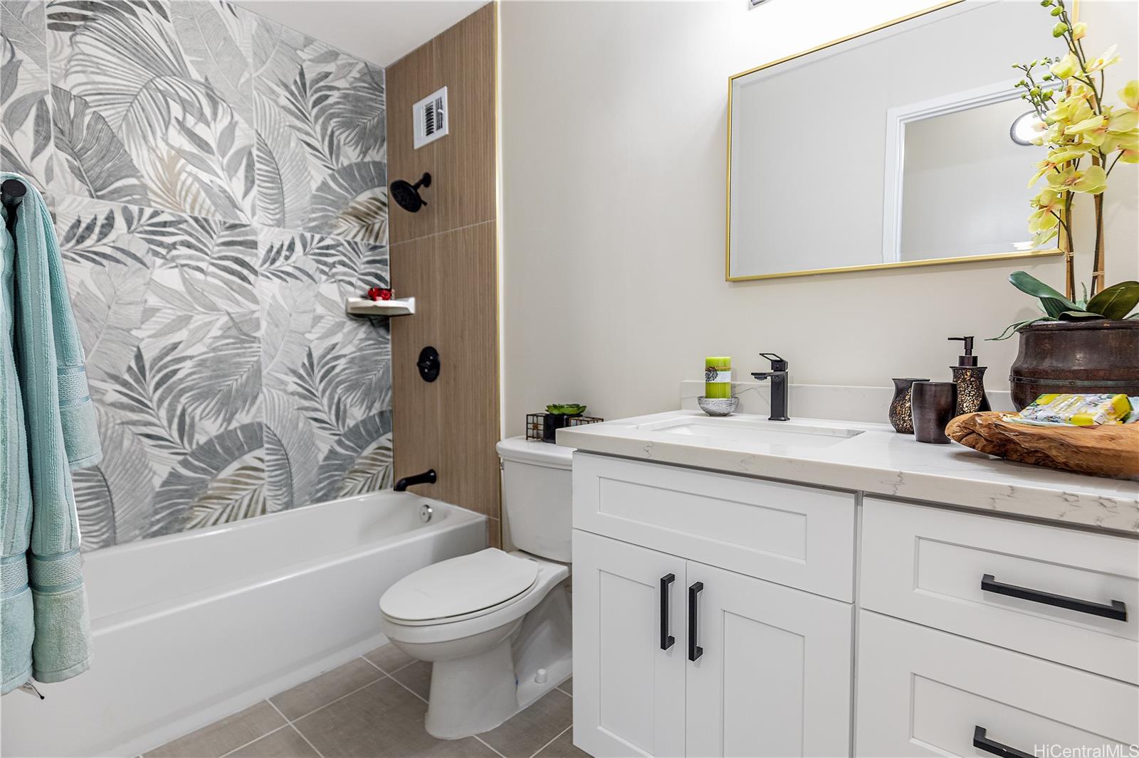 Lilikoi condo # 312, Honolulu, Hawaii - photo 13 of 19