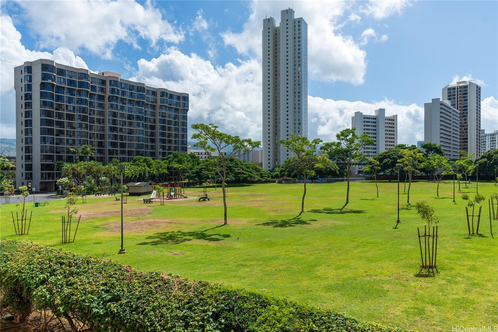 Lilikoi condo # 412, Honolulu, Hawaii - photo 12 of 13