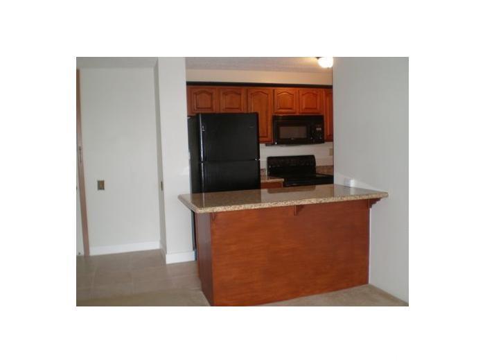 909 Ala Lilikoi St Honolulu - Rental - photo 2 of 21