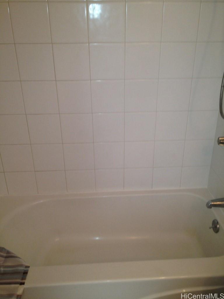 909 Ala Lilikoi St Honolulu - Rental - photo 15 of 21