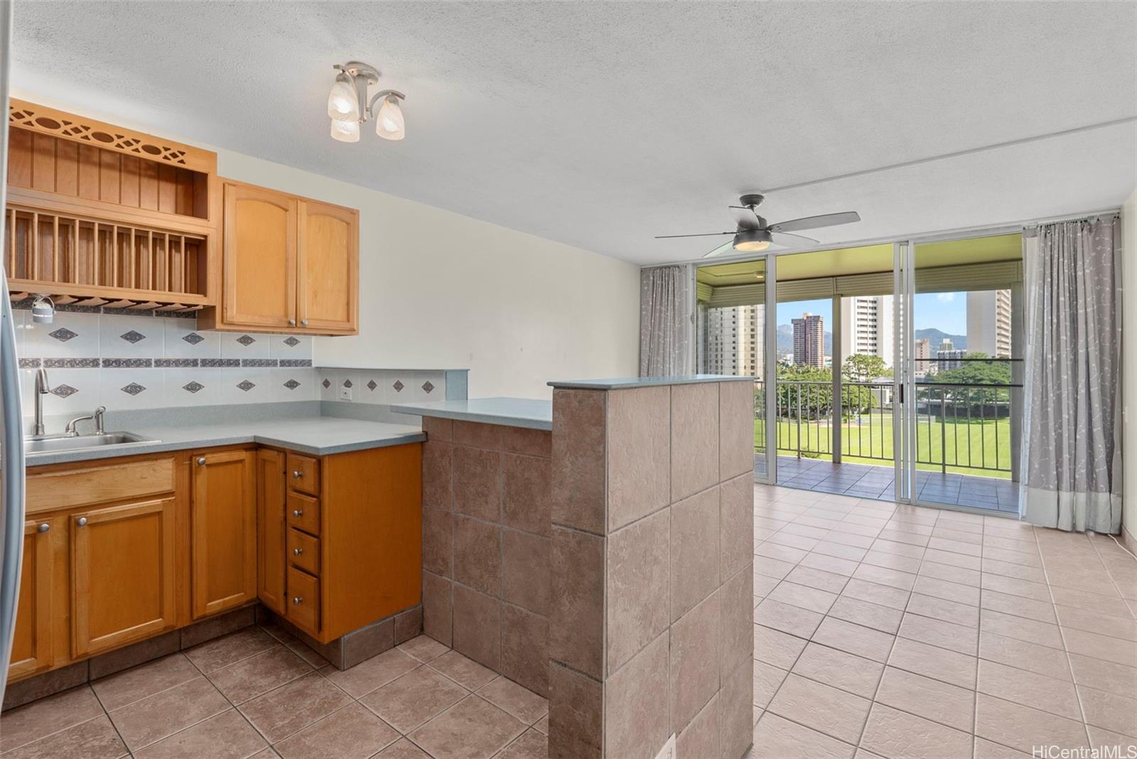 Lilikoi condo # 515, Honolulu, Hawaii - photo 10 of 25