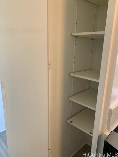 909 Ala Nanala St Honolulu - Rental - photo 10 of 17