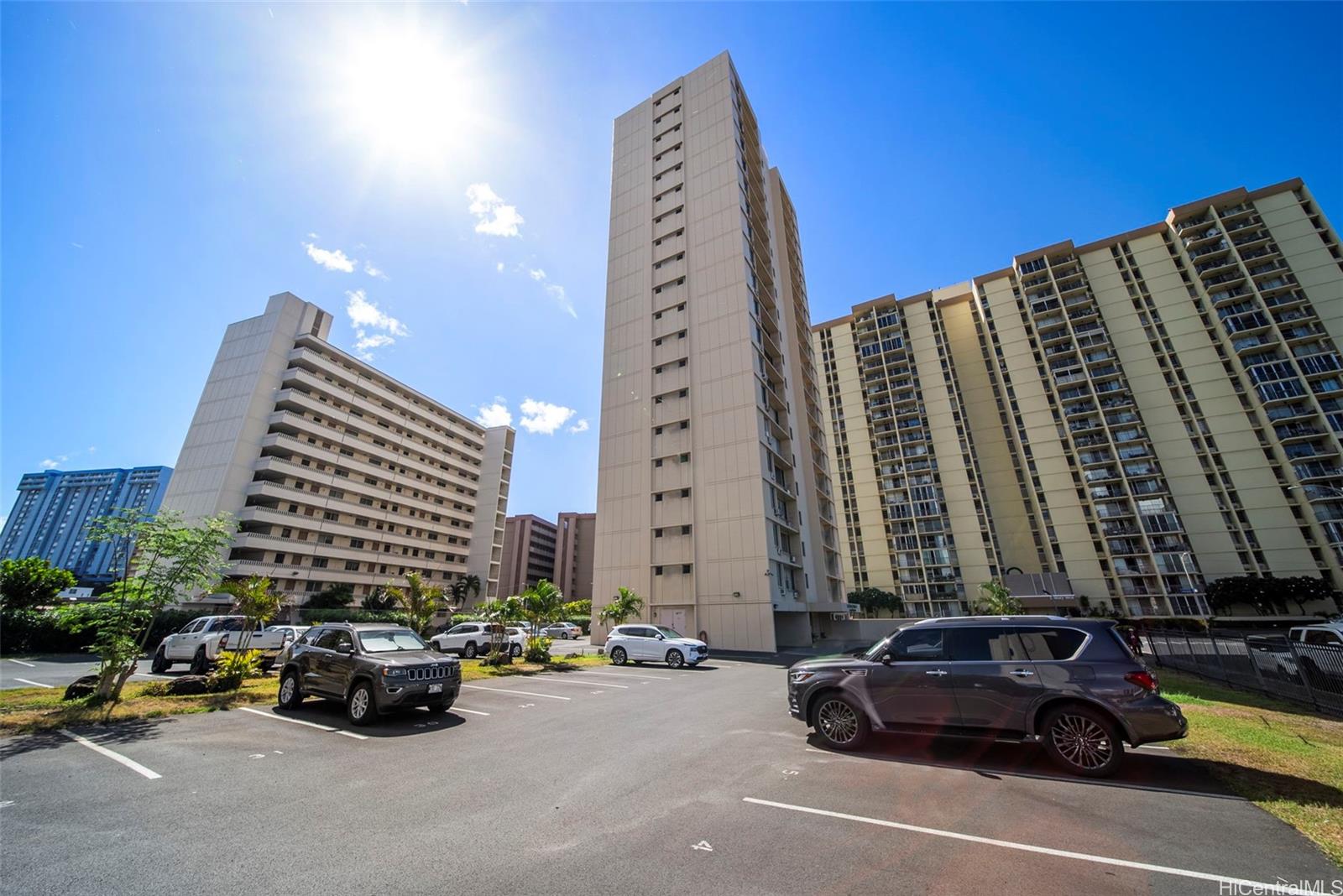 Lakeside West condo # 601, Honolulu, Hawaii - photo 13 of 16