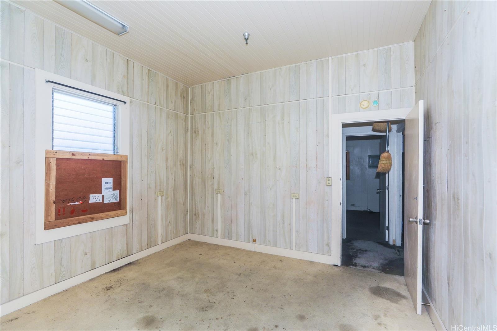 909 Eu Lane Honolulu Oahu commercial real estate photo12 of 22