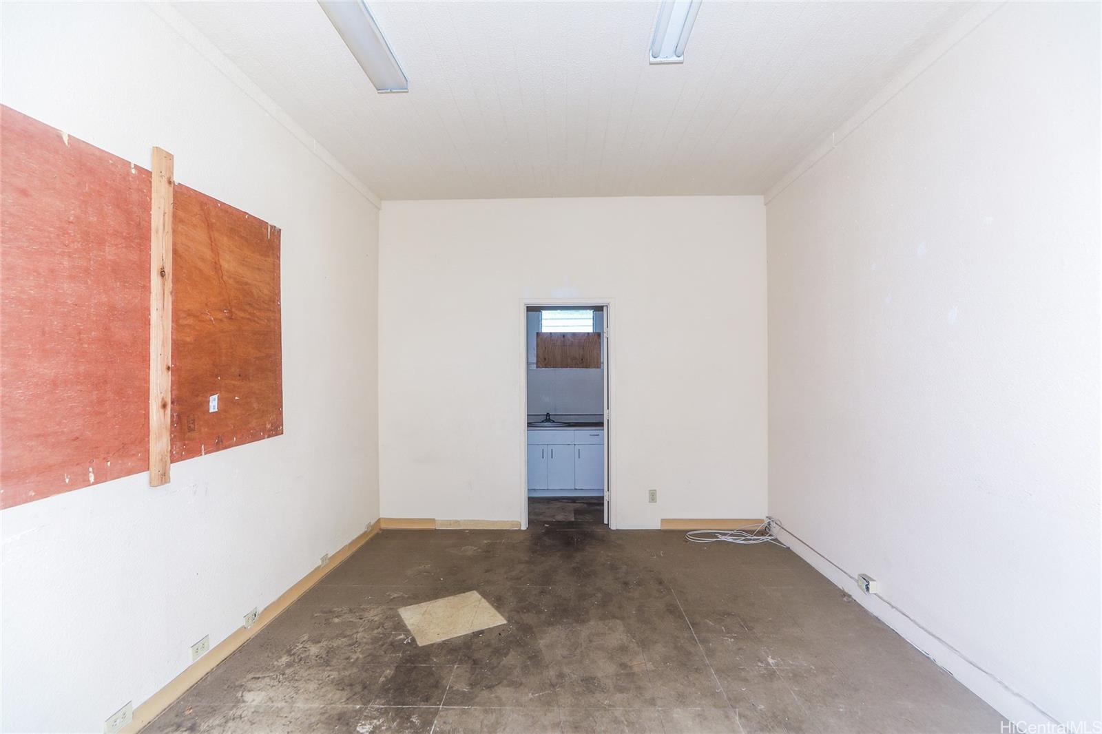 909 Eu Lane Honolulu Oahu commercial real estate photo4 of 22