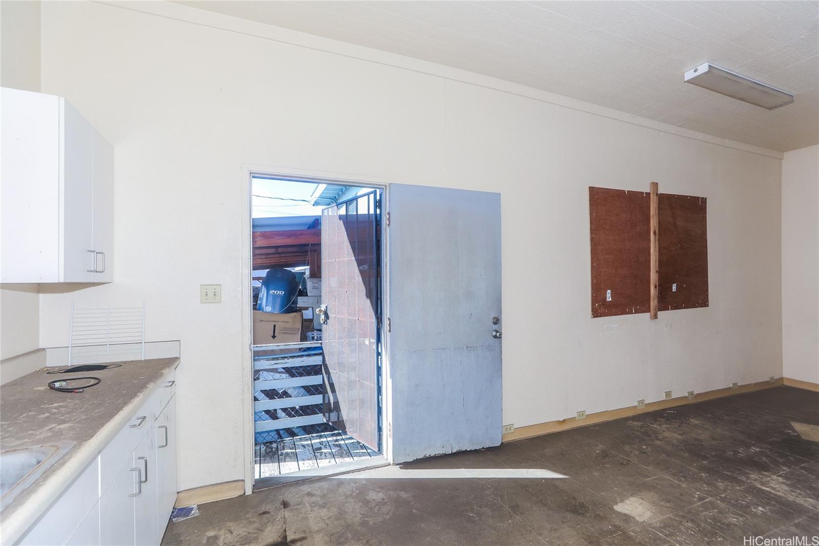 909 Eu Lane Honolulu Oahu commercial real estate photo5 of 22