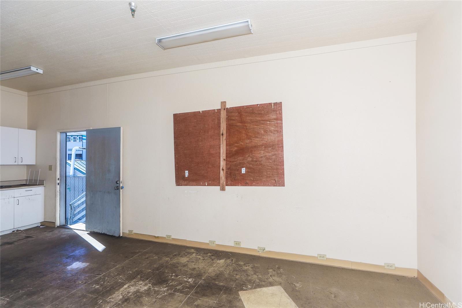 909 Eu Lane Honolulu Oahu commercial real estate photo6 of 22