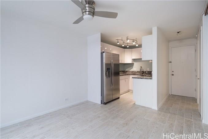 909 Kahuna Ln Honolulu - Rental - photo 2 of 8