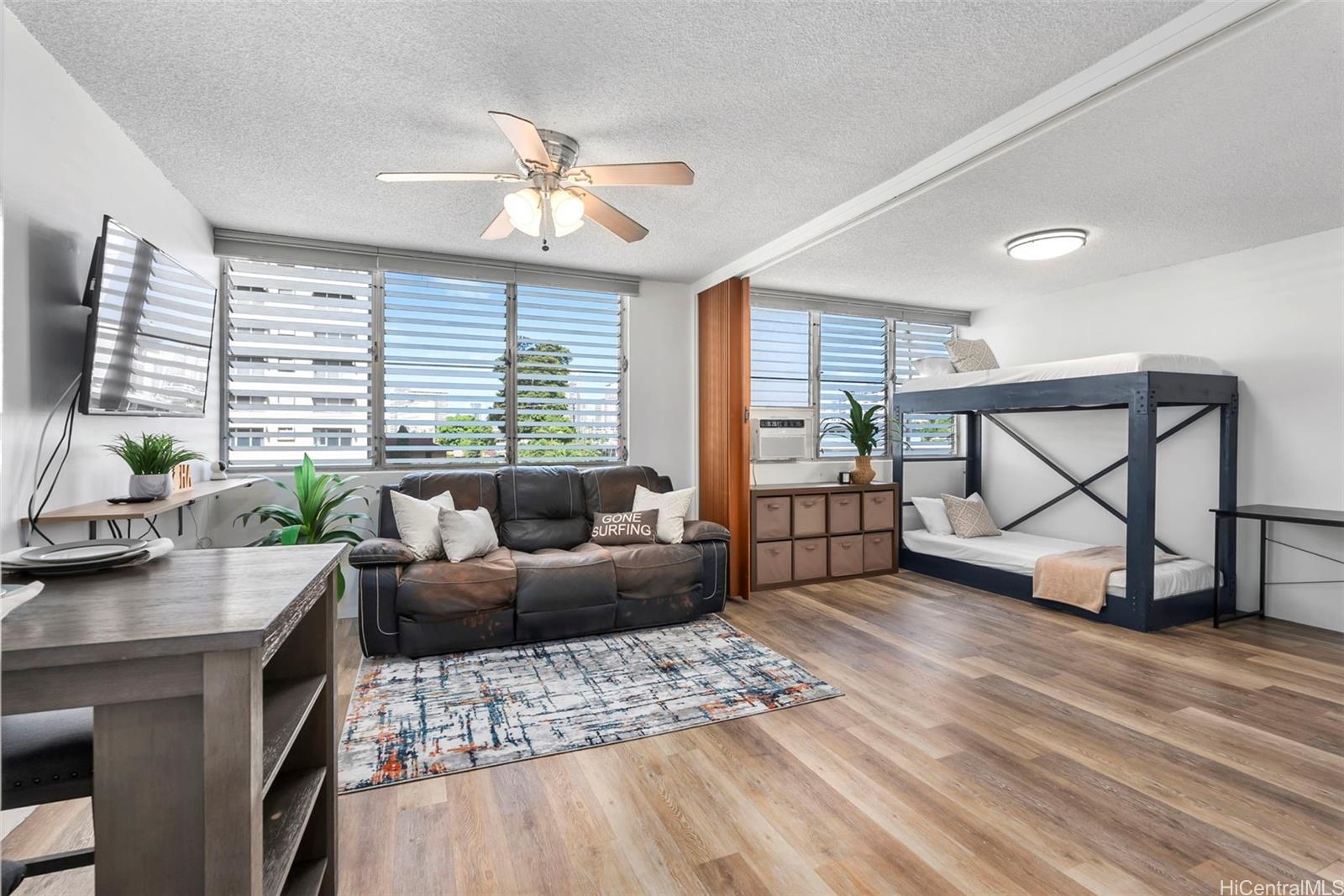 Clairmont condo # 305, Honolulu, Hawaii - photo 2 of 15