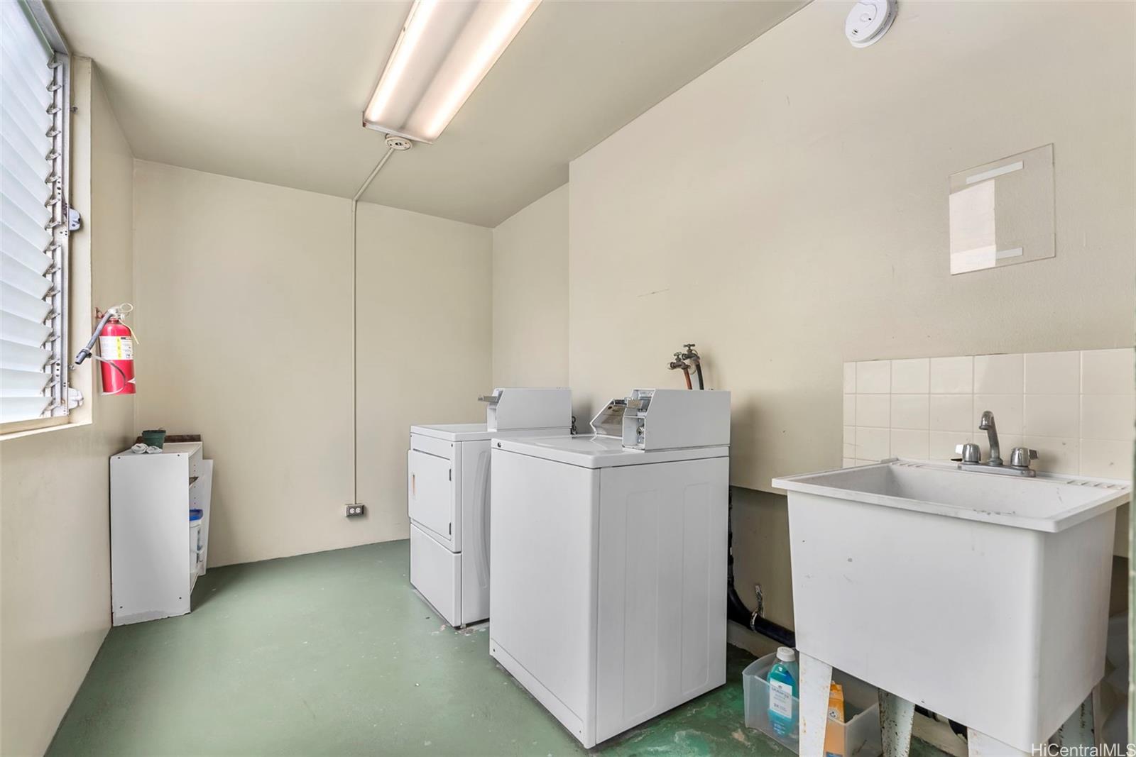 Clairmont condo # 305, Honolulu, Hawaii - photo 12 of 15