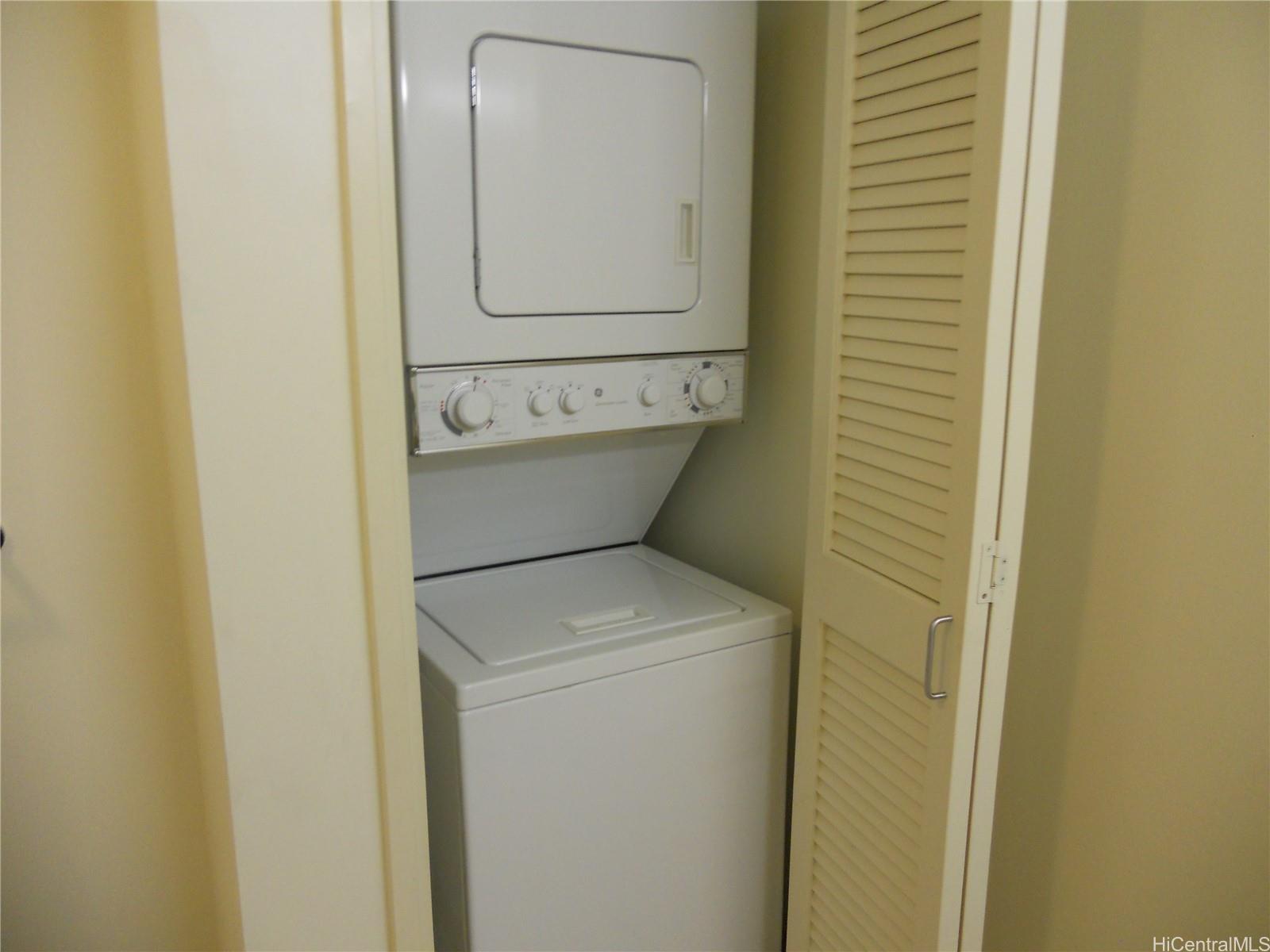 909 Kapiolani Blvd Honolulu - Rental - photo 5 of 9