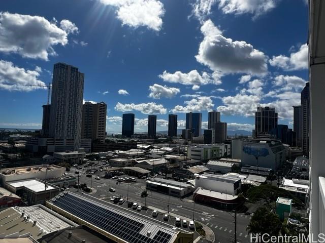 909 Kapiolani condo # 1401, Honolulu, Hawaii - photo 13 of 25