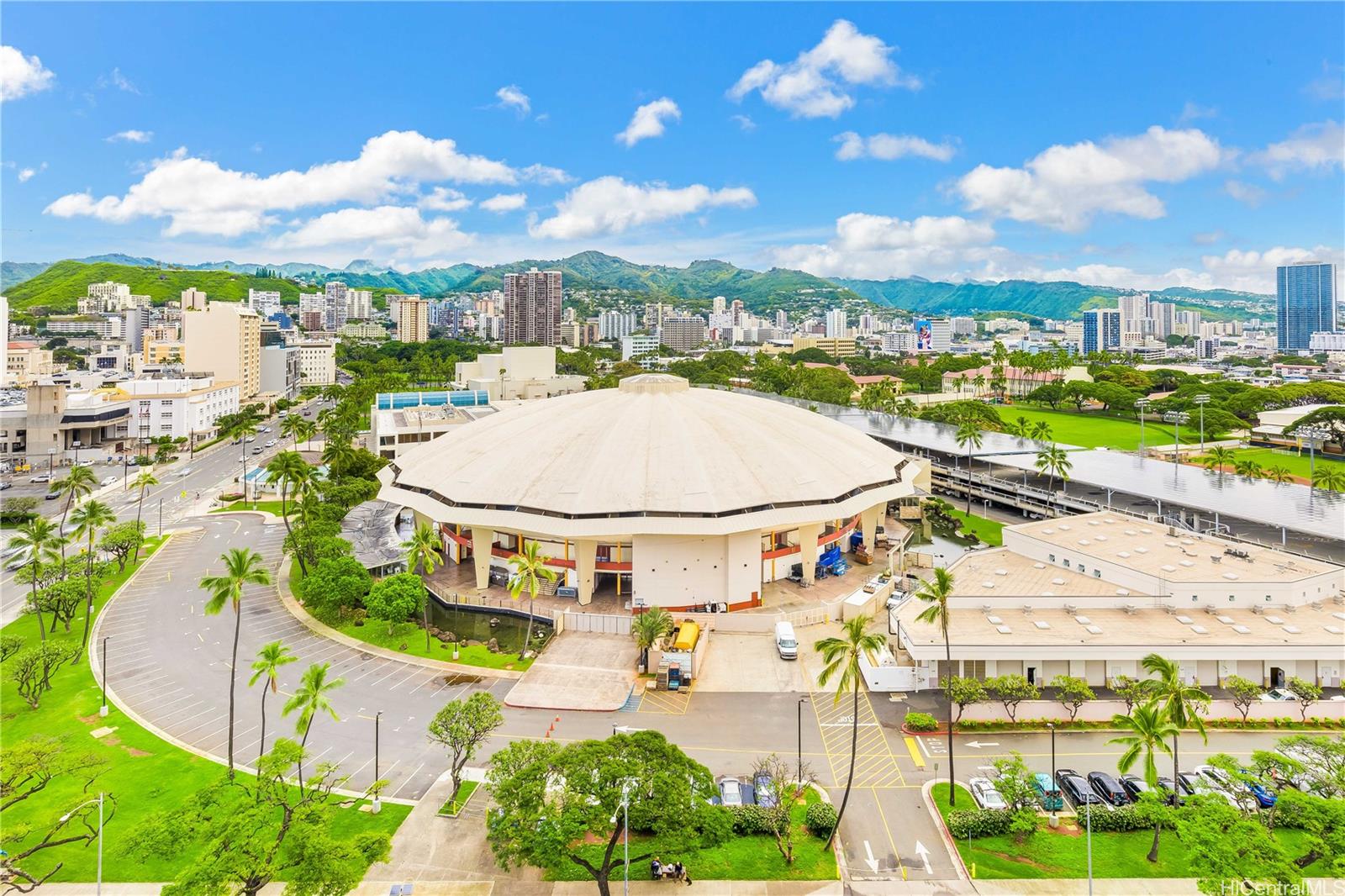 909 Kapiolani condo # 1607, Honolulu, Hawaii - photo 15 of 21