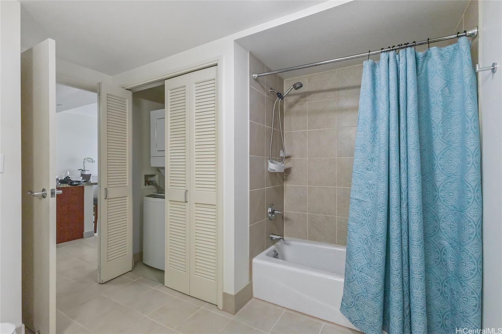 909 Kapiolani condo # 2207, Honolulu, Hawaii - photo 12 of 19