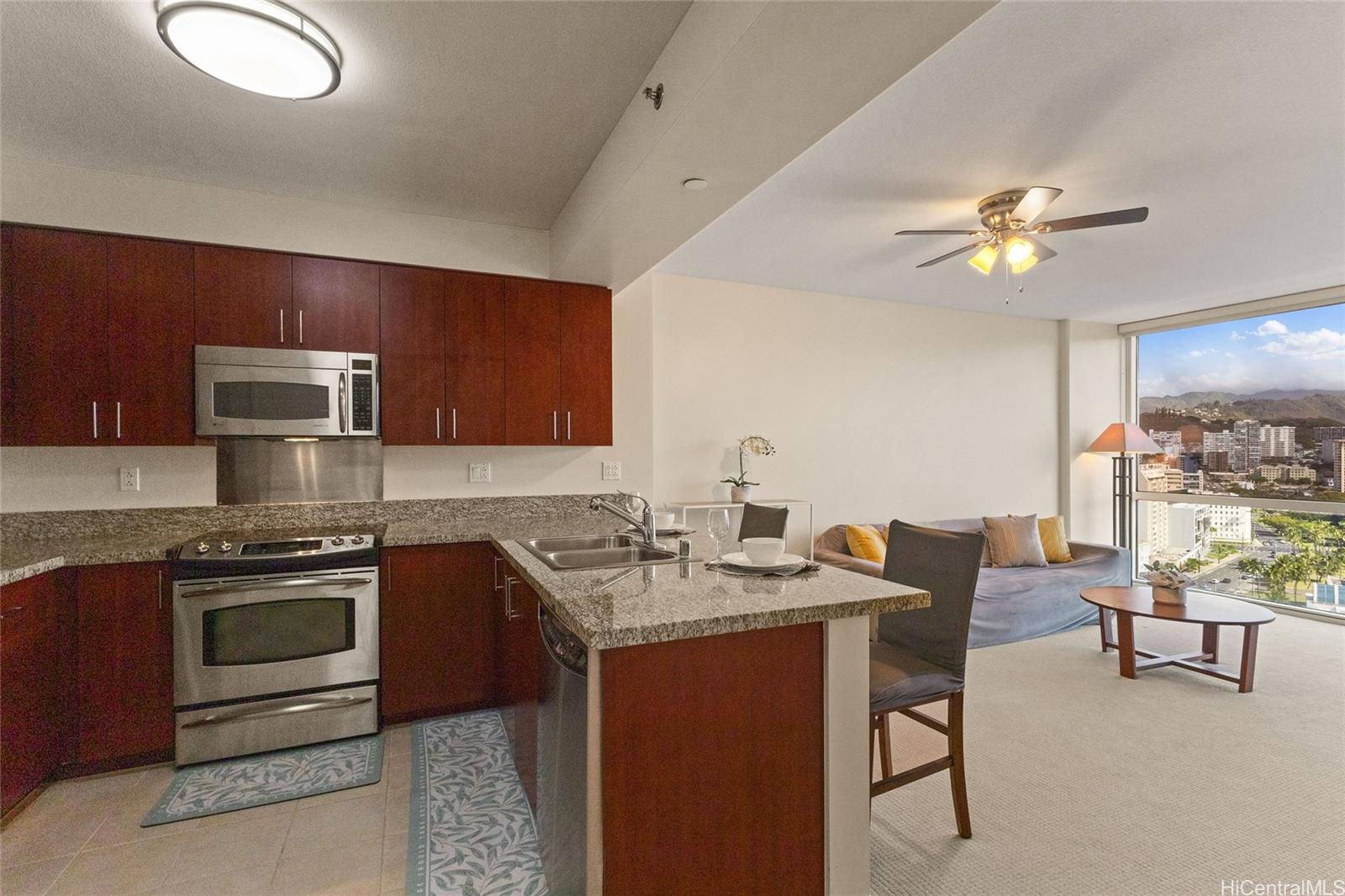 909 Kapiolani condo # 2207, Honolulu, Hawaii - photo 10 of 19