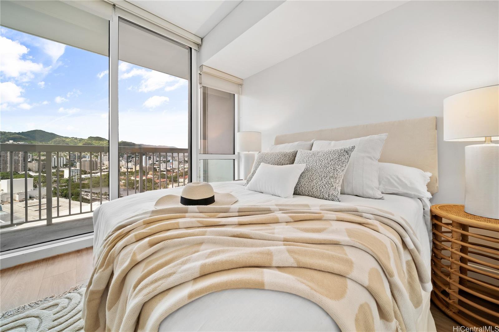 909 Kapiolani condo # 2305, Honolulu, Hawaii - photo 12 of 24