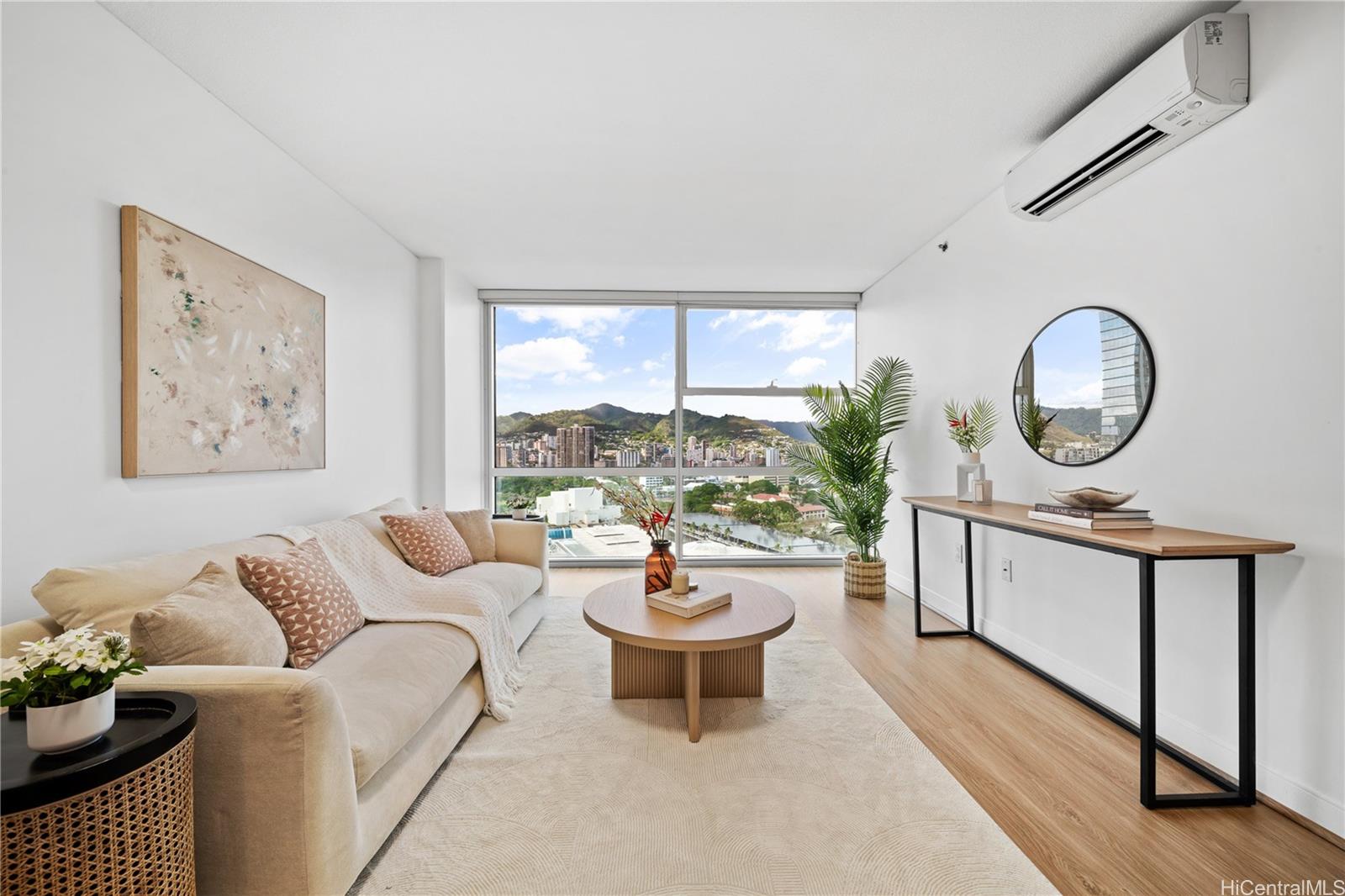 909 Kapiolani condo # 2305, Honolulu, Hawaii - photo 3 of 24