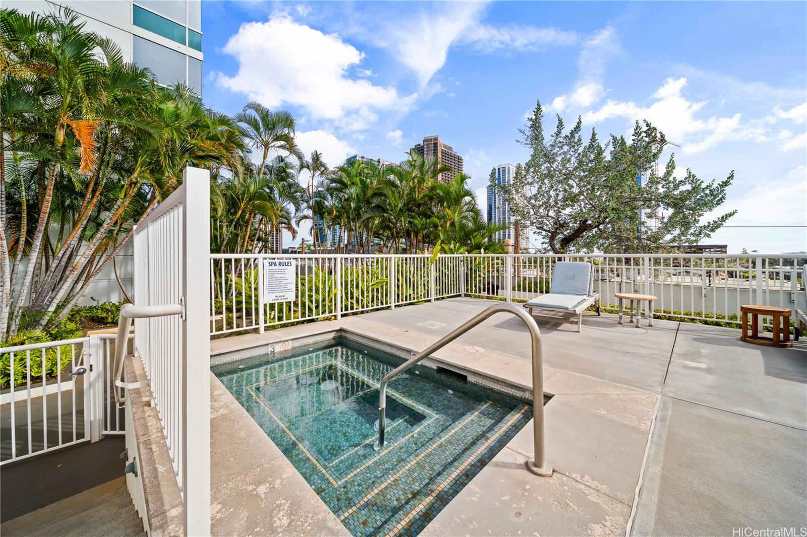 909 Kapiolani condo # 2305, Honolulu, Hawaii - photo 22 of 24