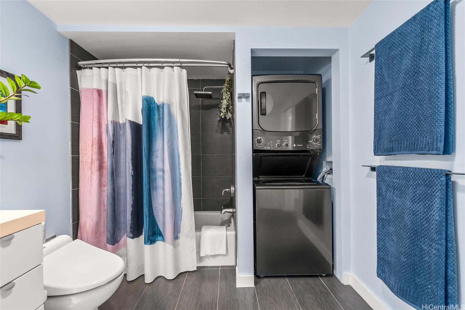 909 Kapiolani condo # 2405, Honolulu, Hawaii - photo 14 of 25