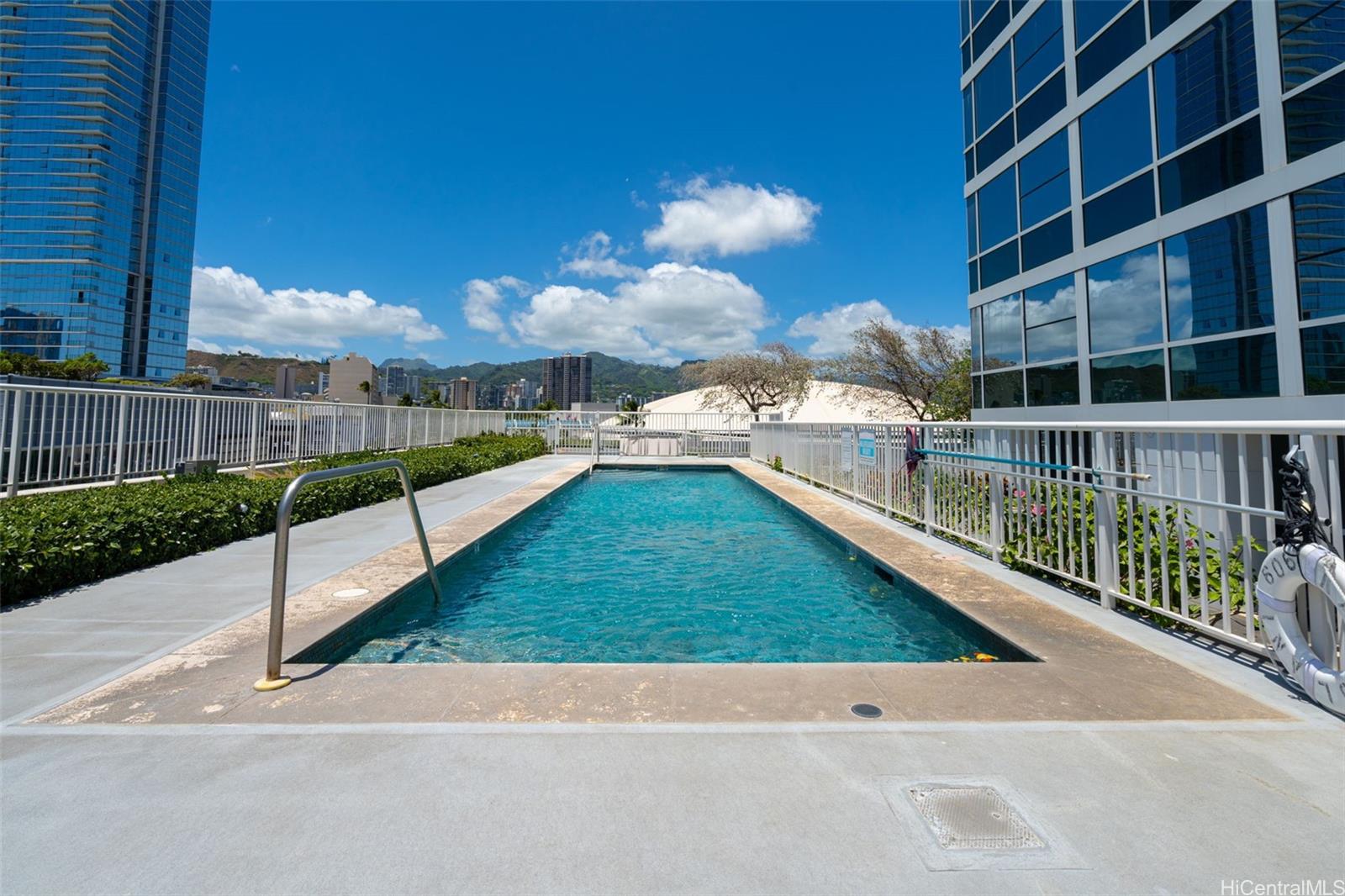 909 Kapiolani condo # 2405, Honolulu, Hawaii - photo 21 of 25