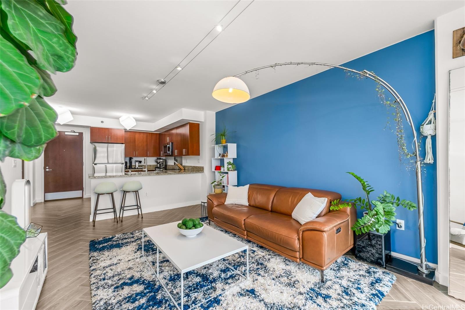 909 Kapiolani condo # 2405, Honolulu, Hawaii - photo 4 of 25