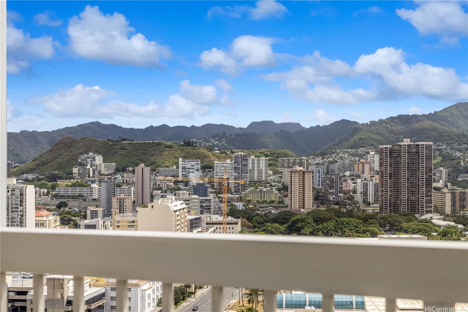 909 Kapiolani condo # 2507, Honolulu, Hawaii - photo 4 of 23