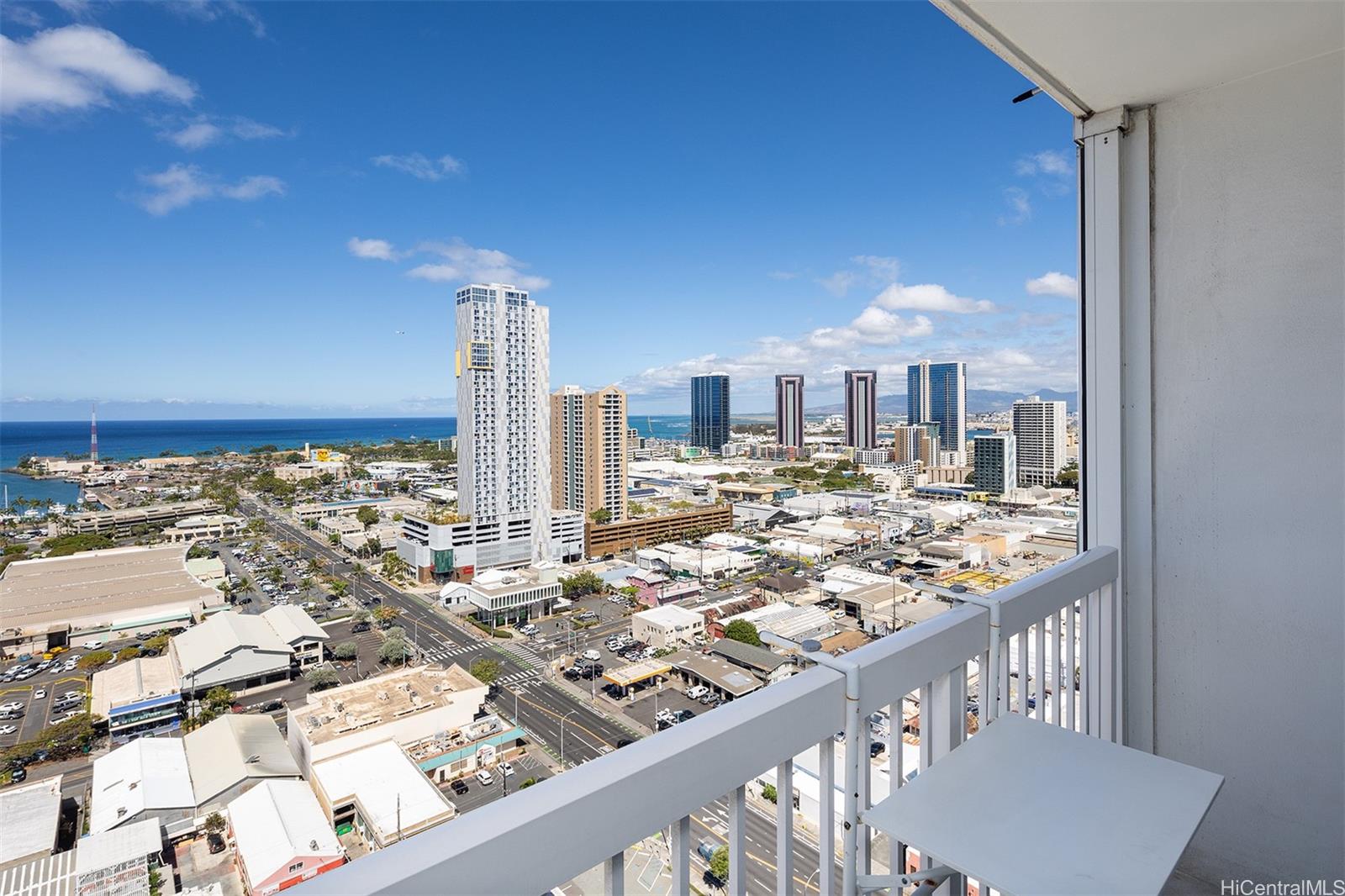 909 Kapiolani Blvd Honolulu - Rental - photo 12 of 22