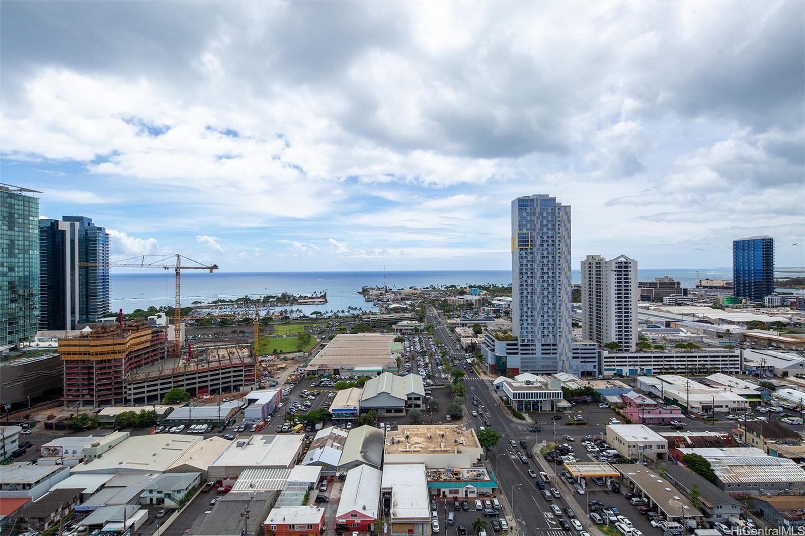 909 Kapiolani Blvd Honolulu - Rental - photo 15 of 19