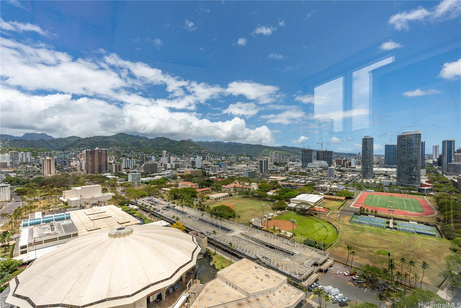 909 Kapiolani condo # 3001, Honolulu, Hawaii - photo 18 of 25