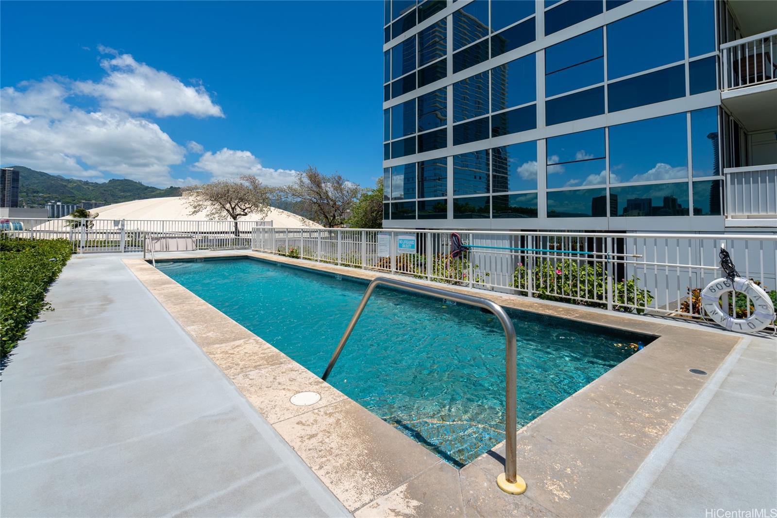 909 Kapiolani condo # 3001, Honolulu, Hawaii - photo 23 of 25