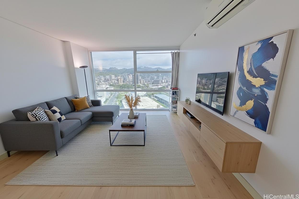 909 Kapiolani condo # 3105, Honolulu, Hawaii - photo 2 of 7