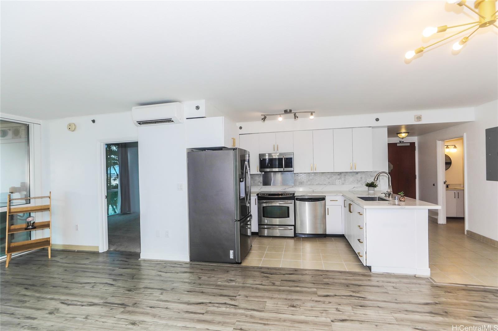 909 Kapiolani condo # 701, Honolulu, Hawaii - photo 7 of 25