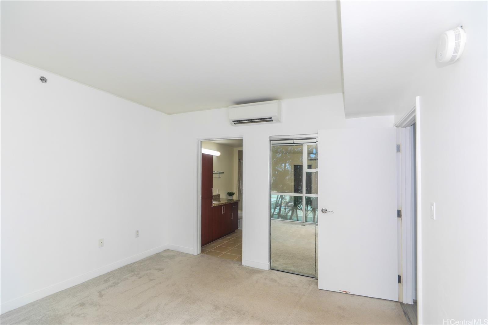 909 Kapiolani condo # 701, Honolulu, Hawaii - photo 8 of 25