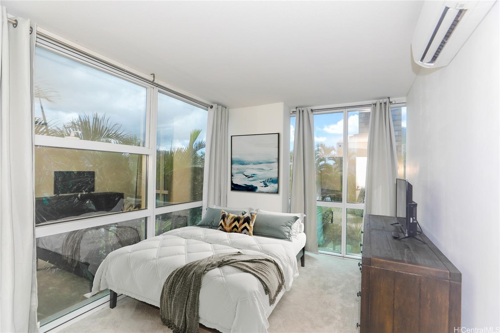 909 Kapiolani condo # 701, Honolulu, Hawaii - photo 13 of 25