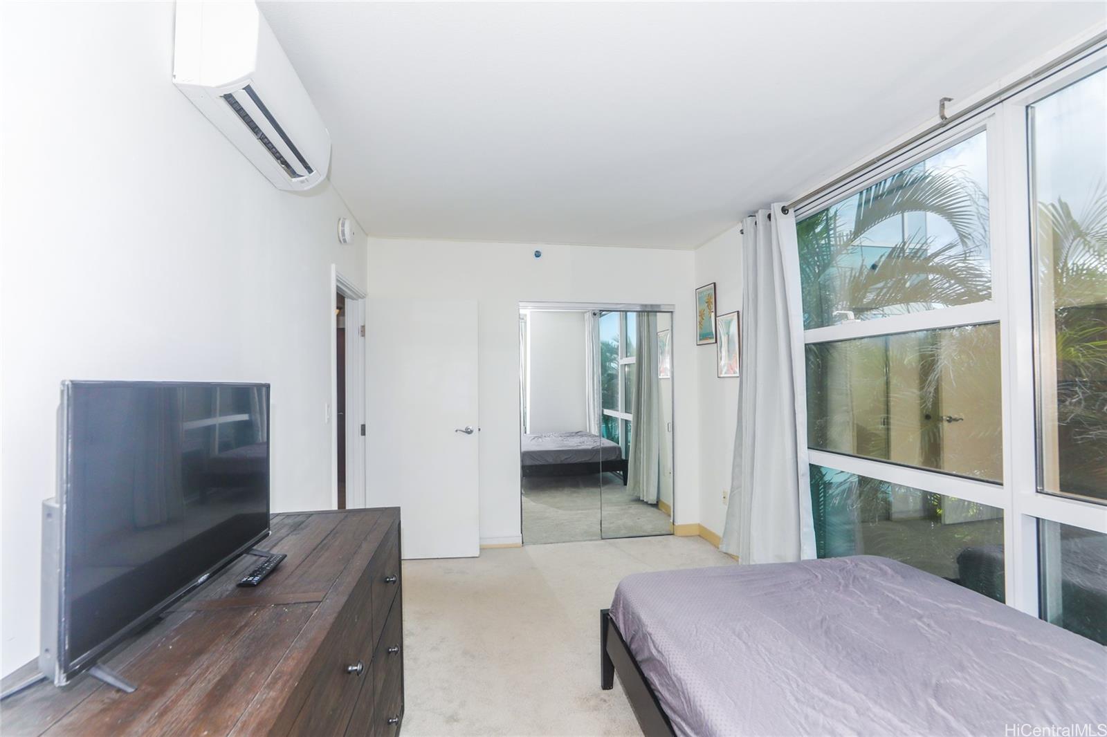 909 Kapiolani condo # 701, Honolulu, Hawaii - photo 14 of 25