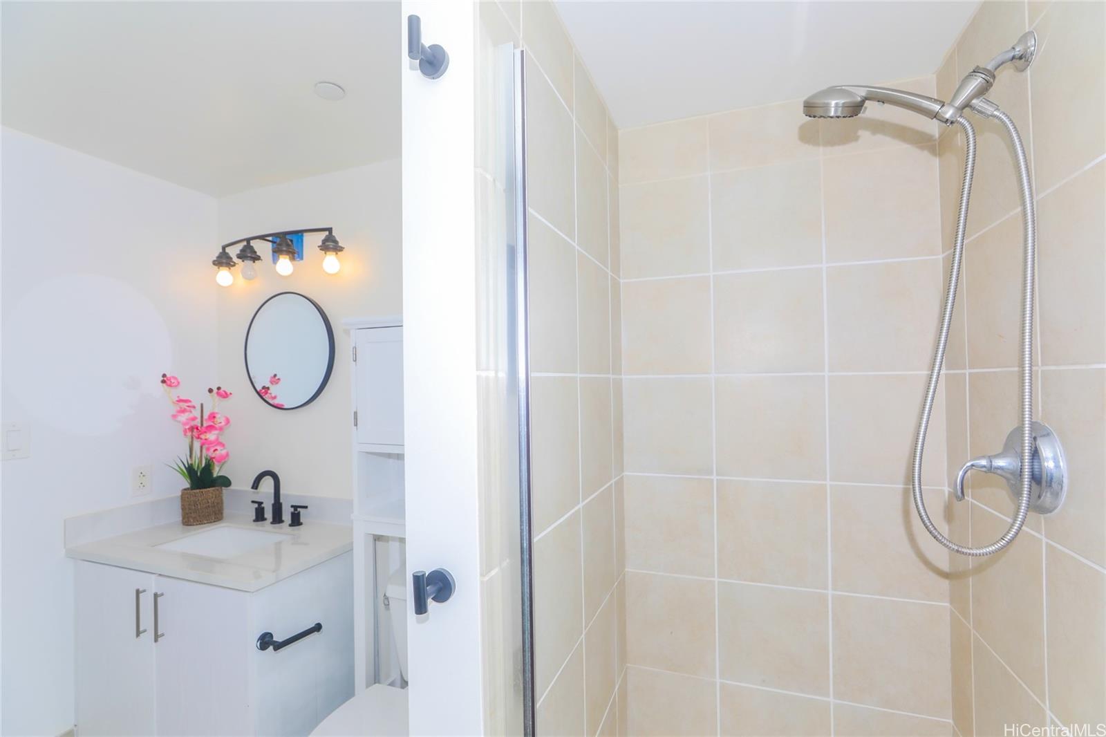 909 Kapiolani condo # 701, Honolulu, Hawaii - photo 17 of 25