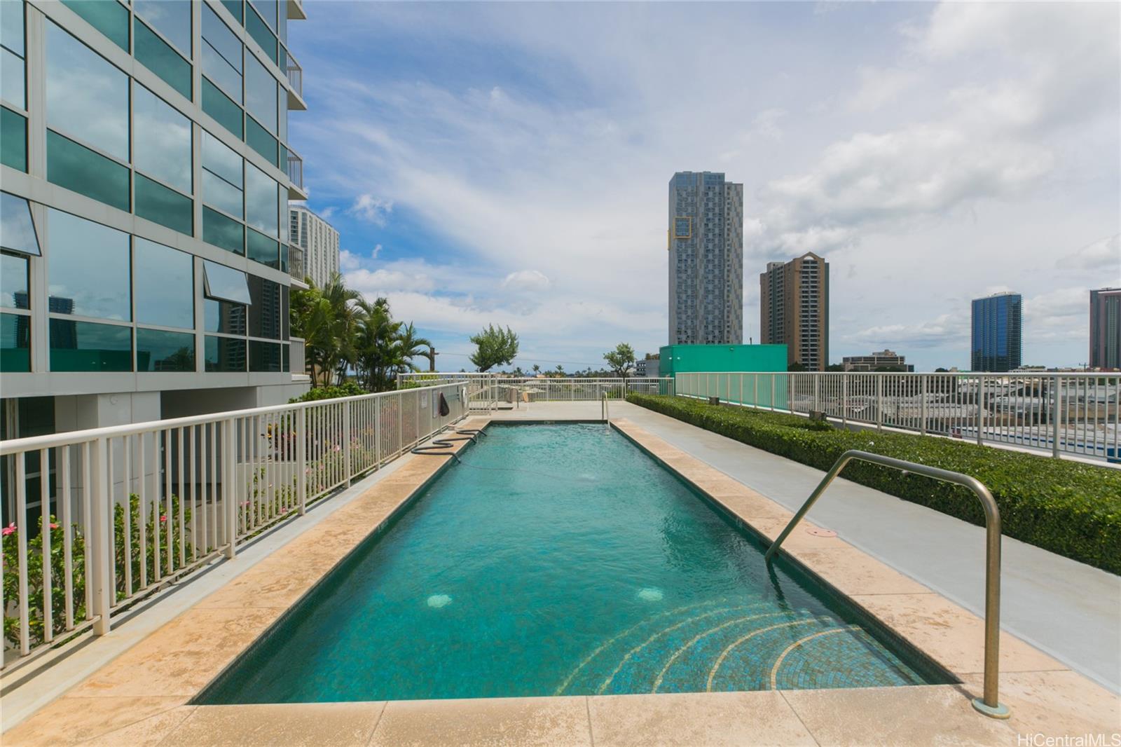 909 Kapiolani condo # 803, Honolulu, Hawaii - photo 23 of 25