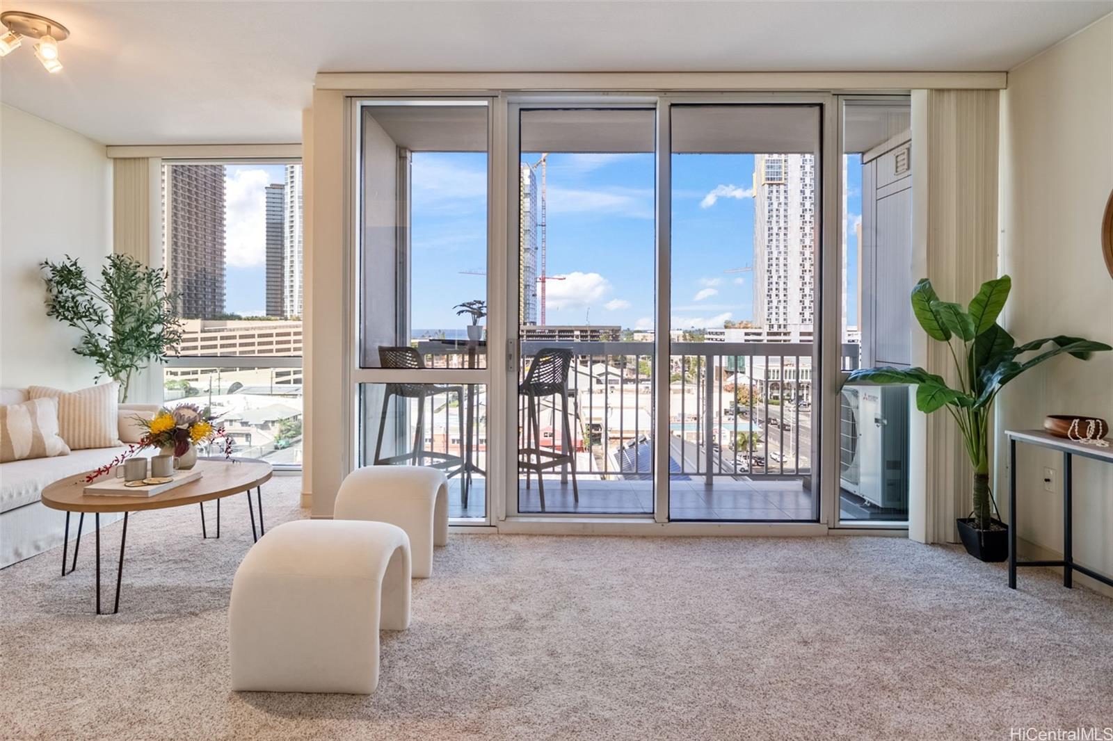 909 Kapiolani condo # 903, Honolulu, Hawaii - photo 2 of 24