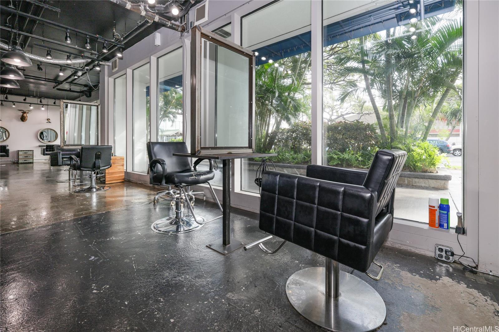 909 Kapiolani Blvd Kakaako  - photo 11 of 21