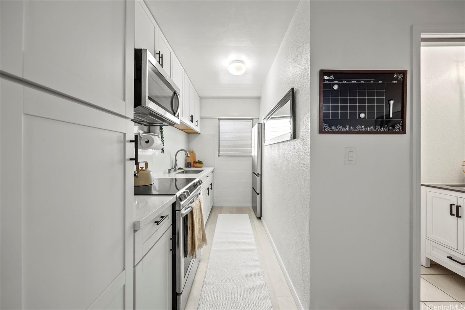 KUILEI GARDENS condo # 210, Honolulu, Hawaii - photo 6 of 17