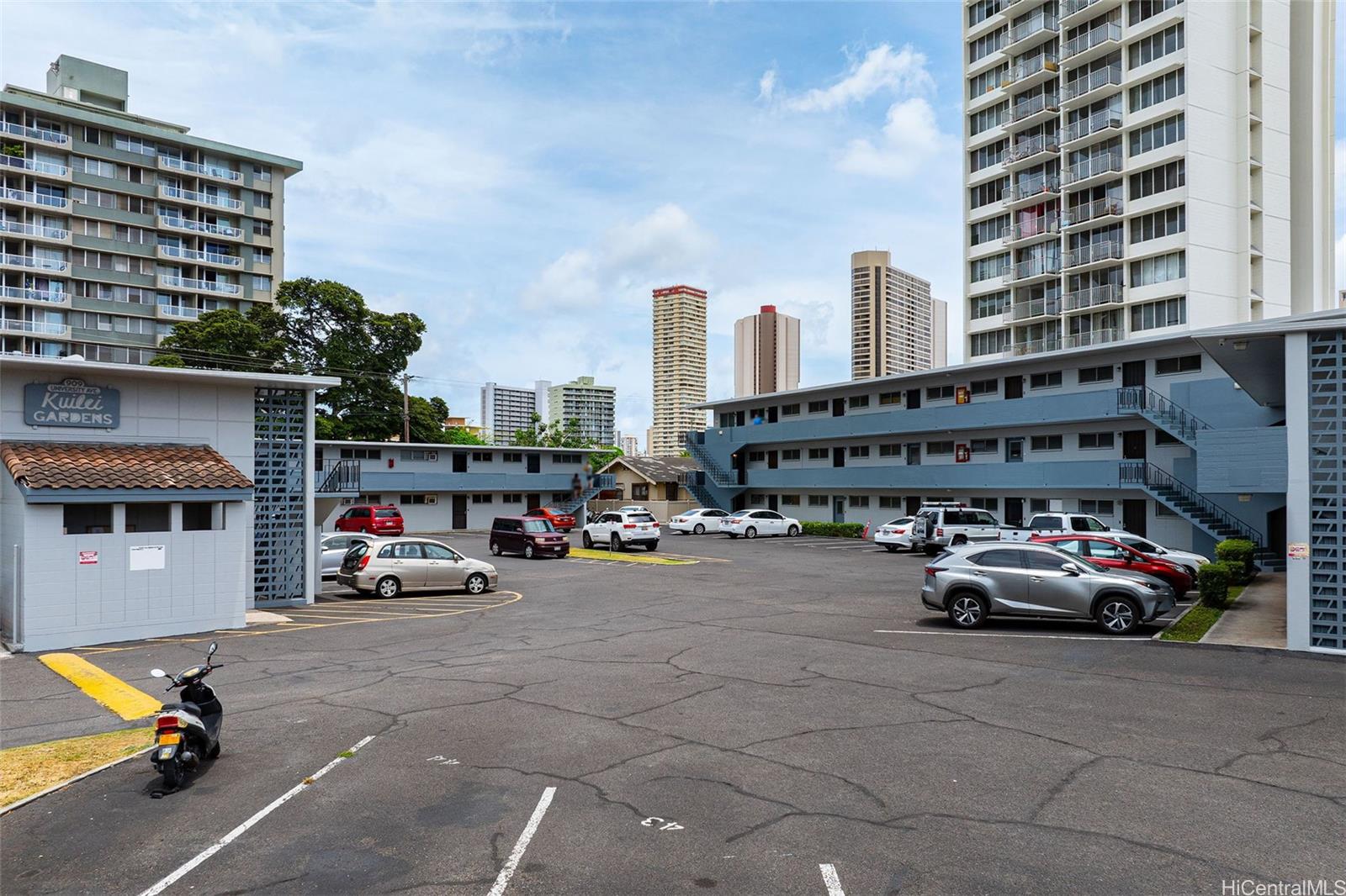 KUILEI GARDENS condo # 210, Honolulu, Hawaii - photo 10 of 17