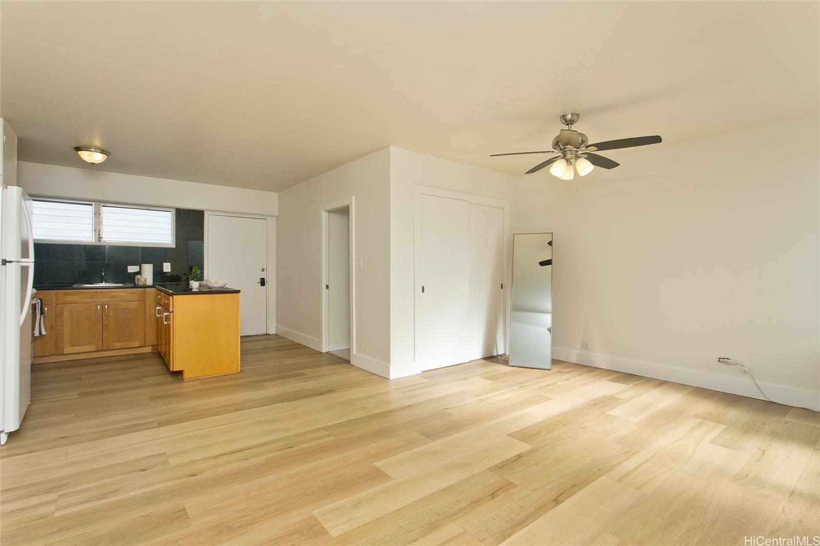 Kuilei Gardens condo # 211, Honolulu, Hawaii - photo 4 of 10