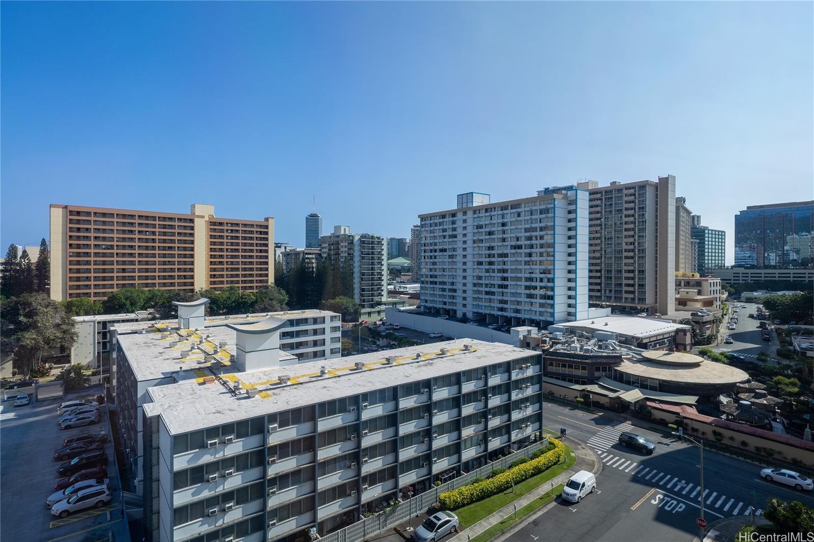 910 Ahana St Honolulu - Rental - photo 16 of 18