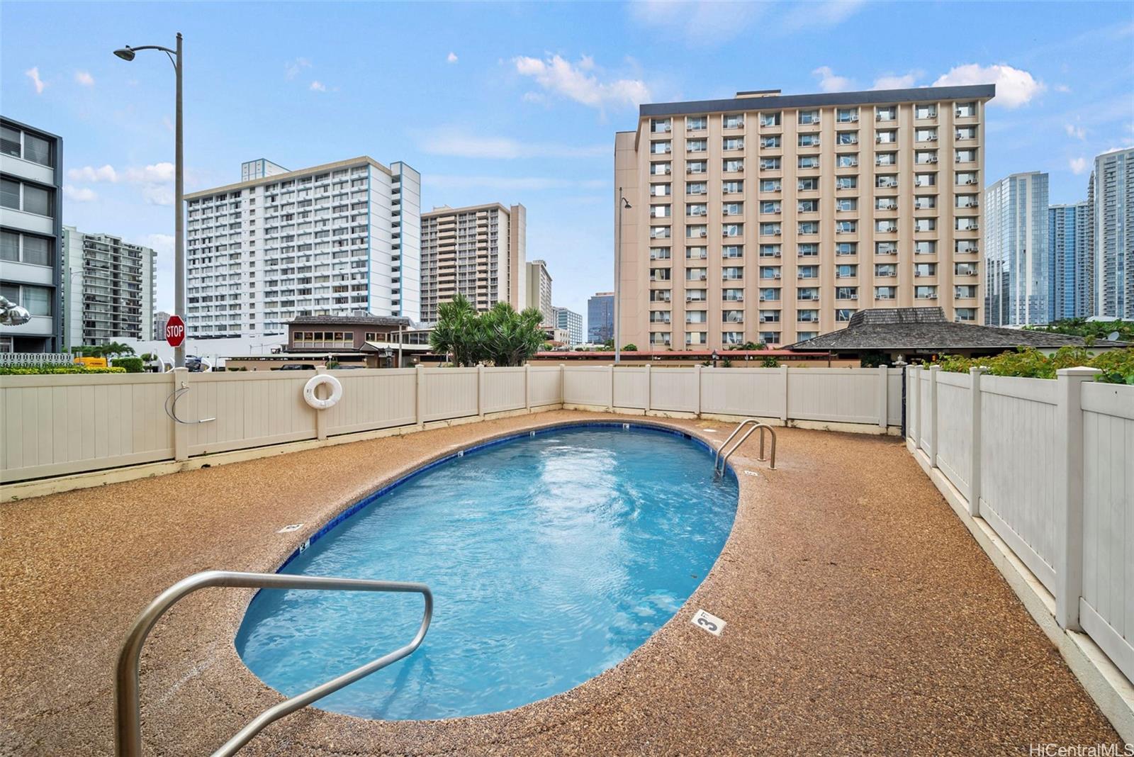Sandalwood condo # 1001, Honolulu, Hawaii - photo 15 of 18